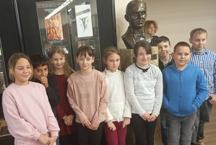 L�z�r Ervin Program 4. oszt�ly